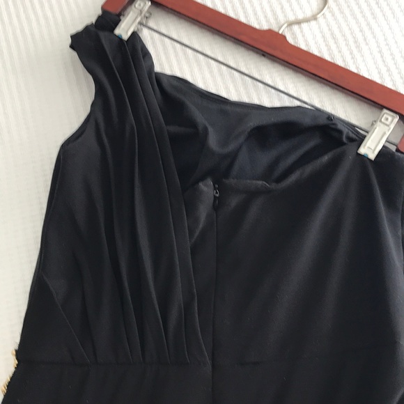 One Shoulder Gown - Picture 2 of 4